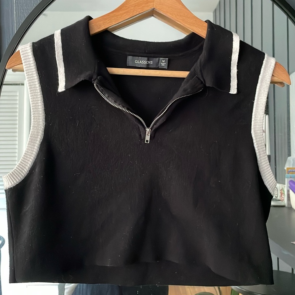 Sweater vest